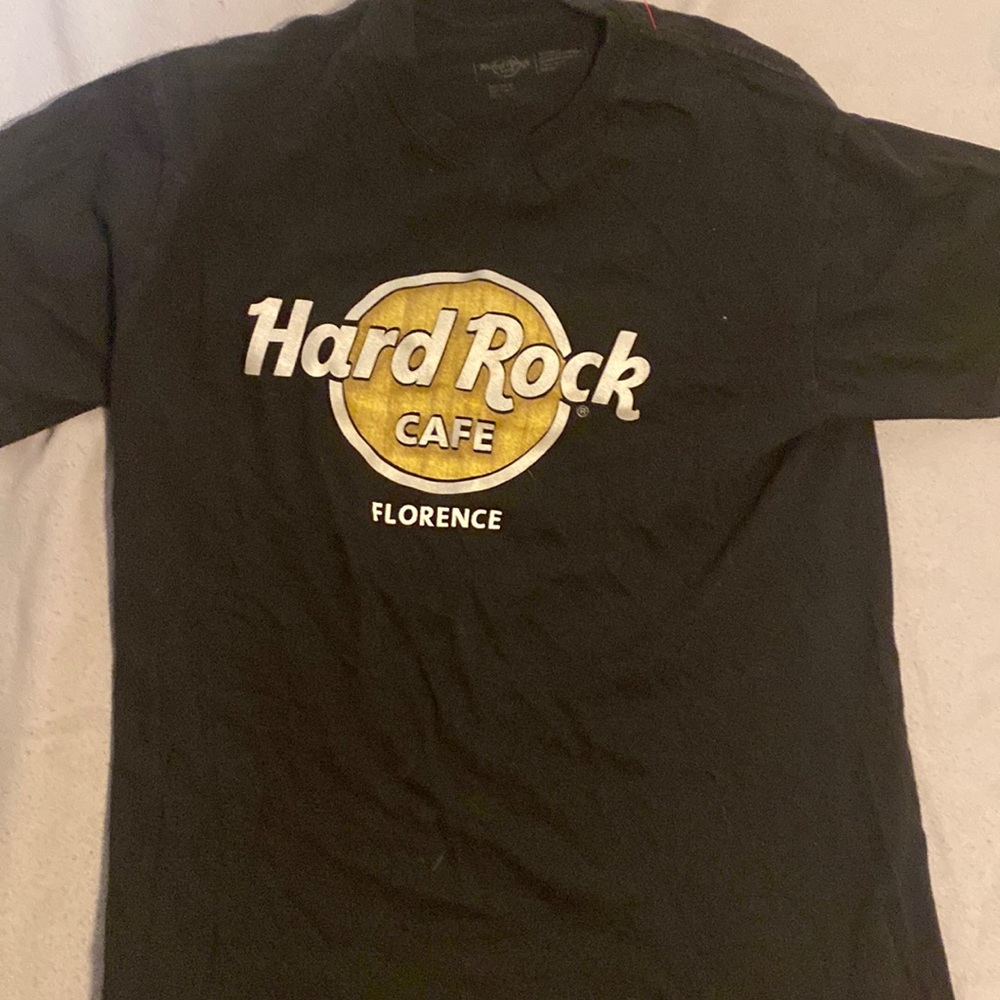 hard rock café T-shirt size medium